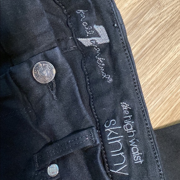 7 for All Mankind black high rise skinny jeans - size 29 - Picture 3 of 4